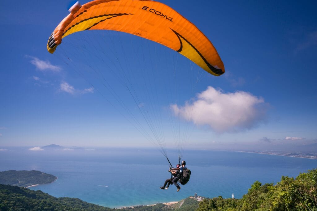 The top 5 most extreme sports - Skydiving